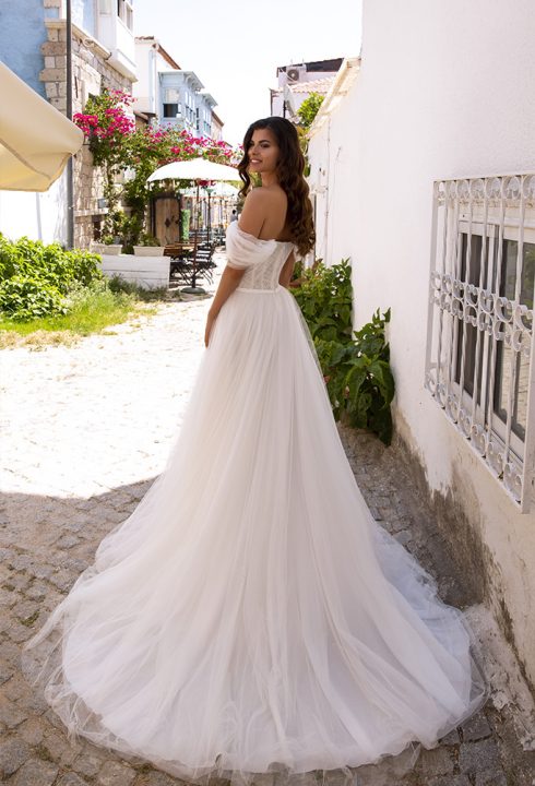 isabel-back