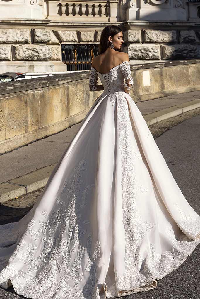 rufina-back